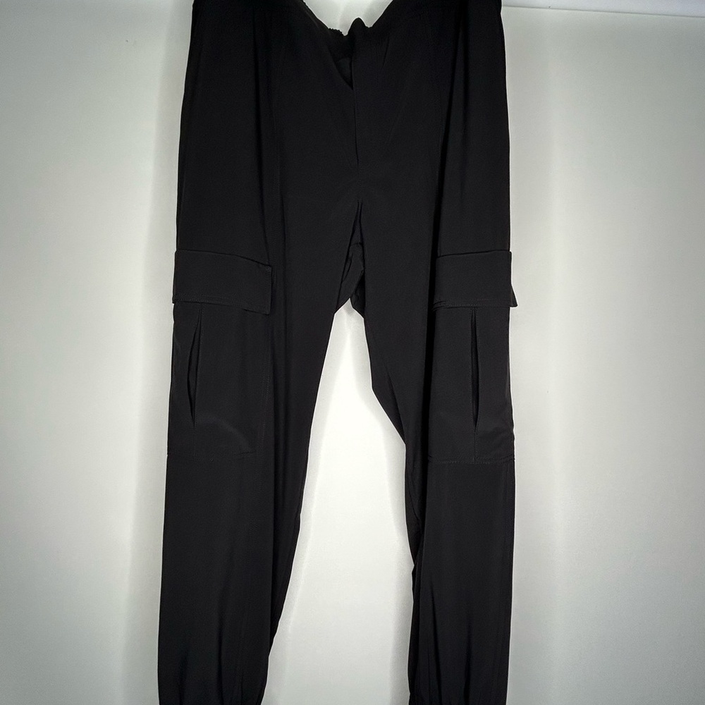 Athleta Chelsea Utility Jogger Size 12 Black - EUC